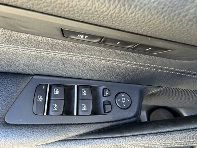 Used 2019 BMW 540i w/ M Sport Package RWD image 13