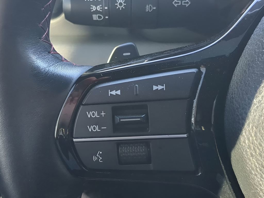 Used 2025 Honda Pilot Black Edition image 25