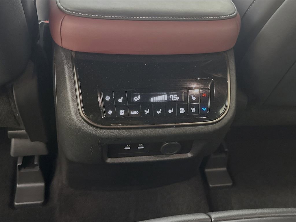 Certified 2026 INFINITI QX80 Autograph w/ Premium Cargo Package image 32