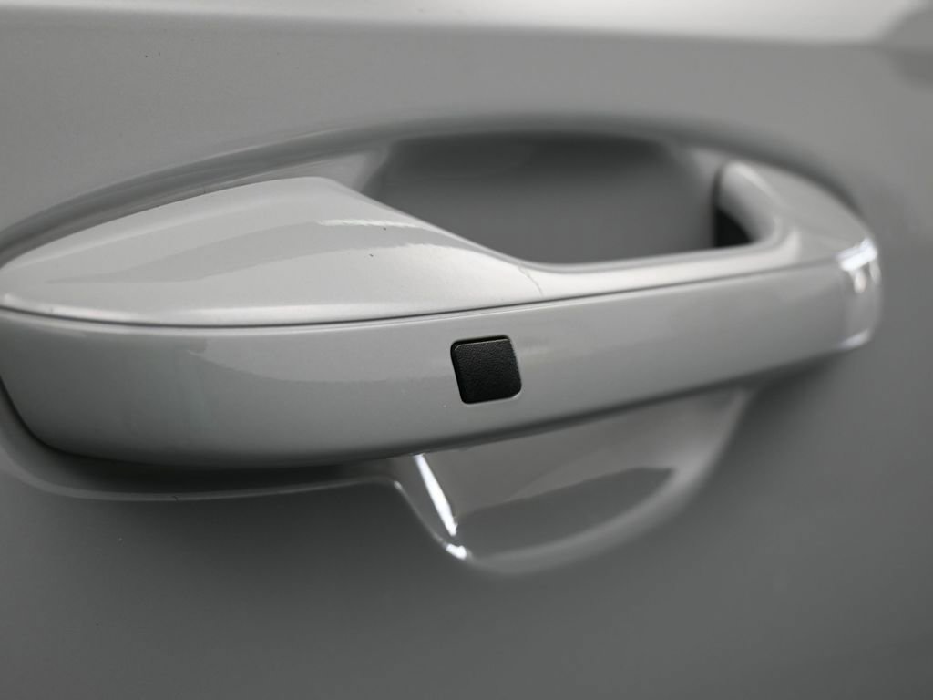 Used 2023 Kia Sorento SX image 45