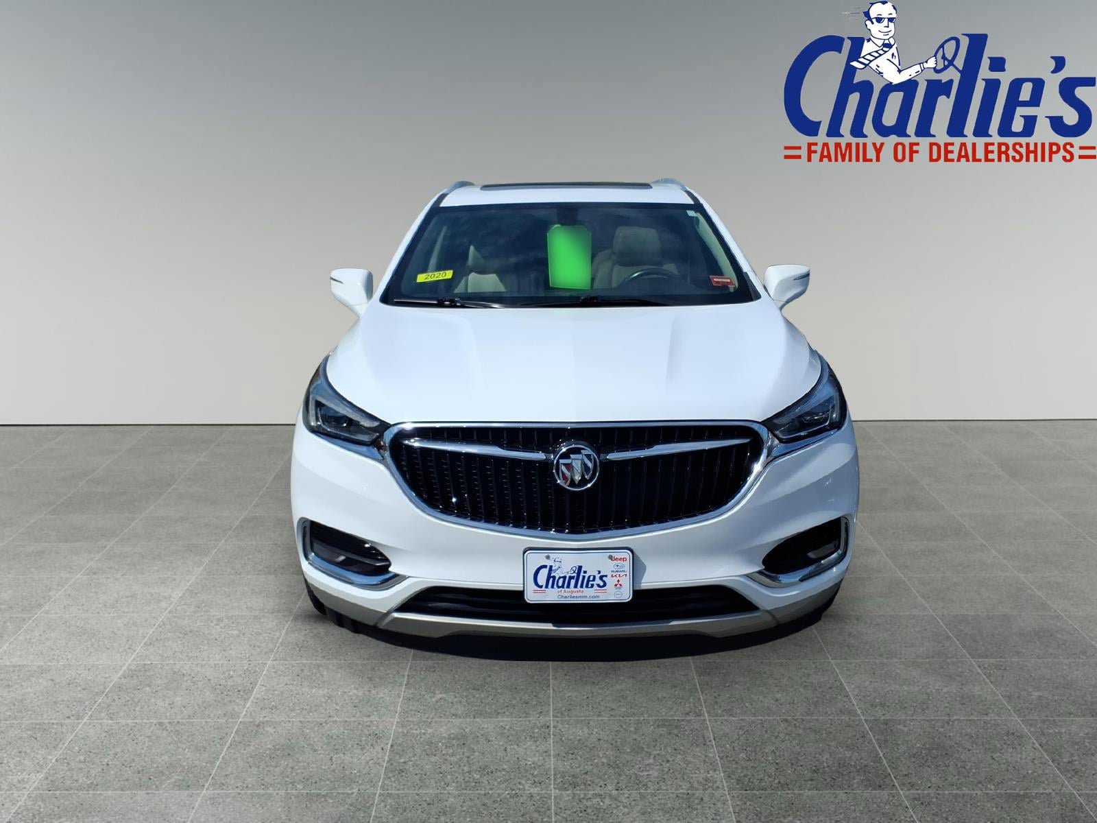 Used 2020 Buick Enclave Essence FWD image 2