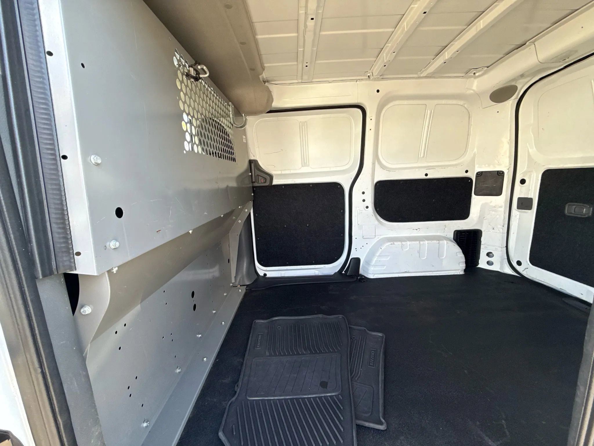 Used 2019 Nissan NV200 SV w/ Navigation Package image 43