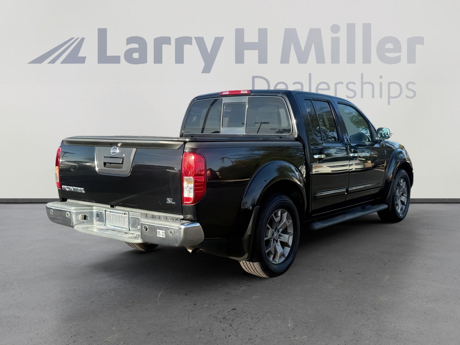 Used 2019 Nissan Frontier SL image 6