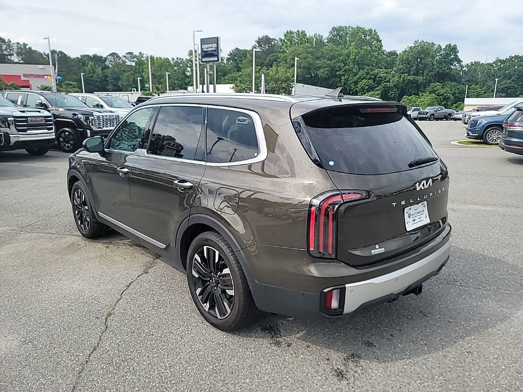 Used 2024 Kia Telluride SX Prestige w/ Towing Package AWD/4WD image 5