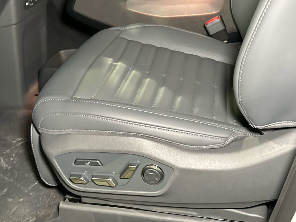 New 2026 Kia EV9 Land image 17