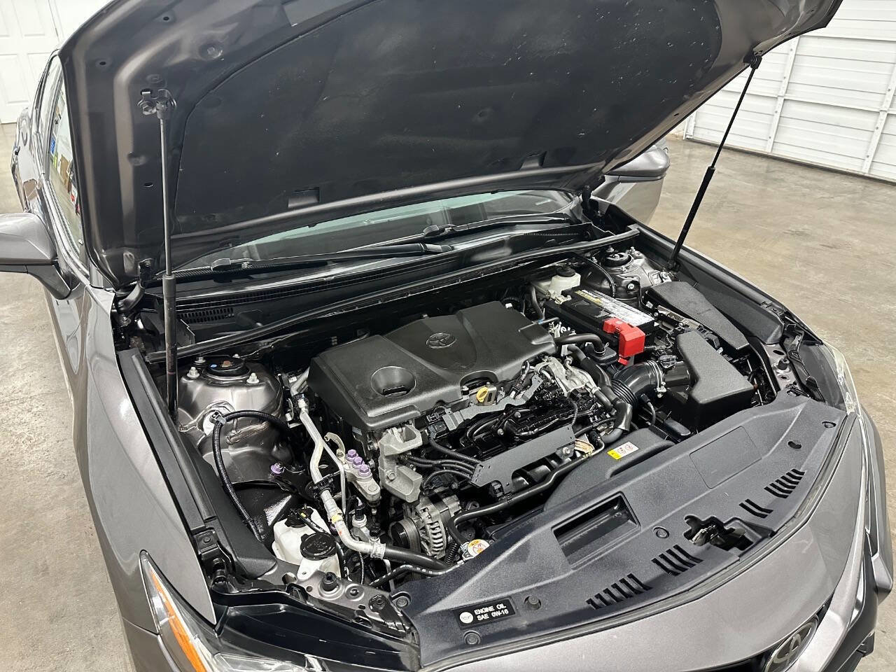 Used 2020 Toyota Camry SE image 11