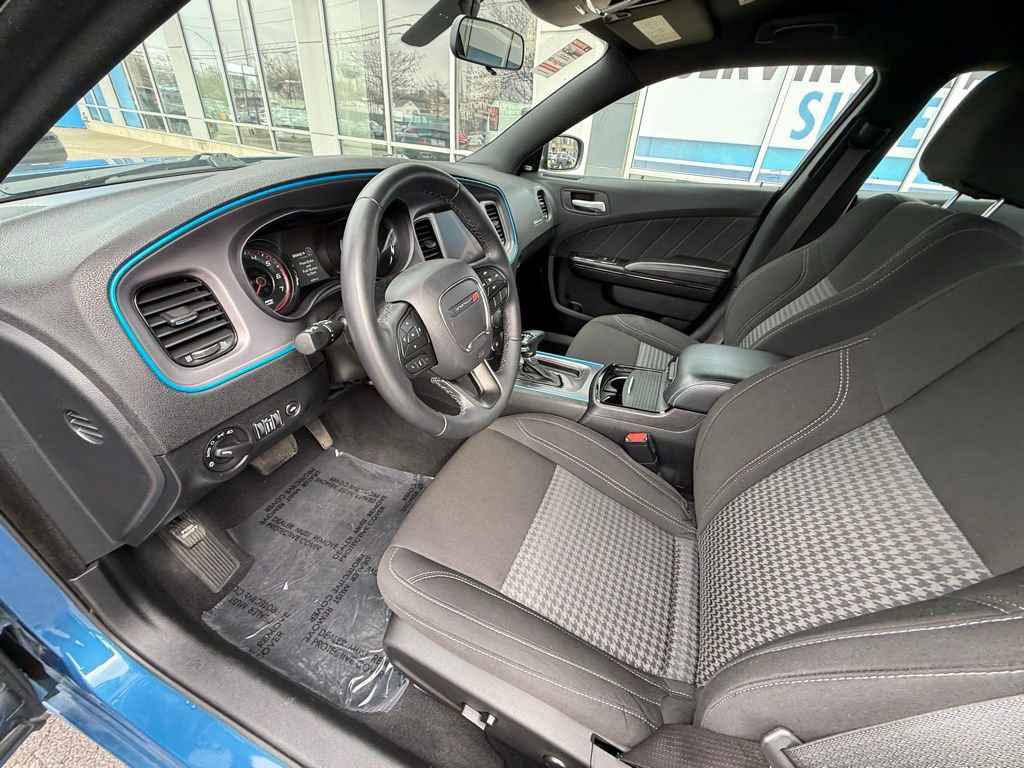 Used 2023 Dodge Charger SXT w/ Blacktop Package image 13