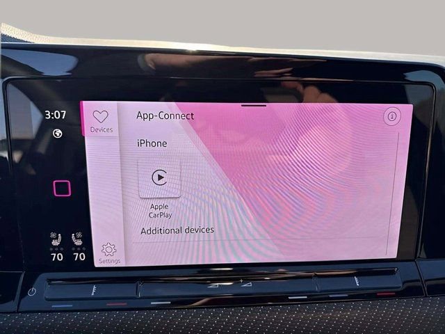 Certified 2024 Volkswagen Golf R image 25