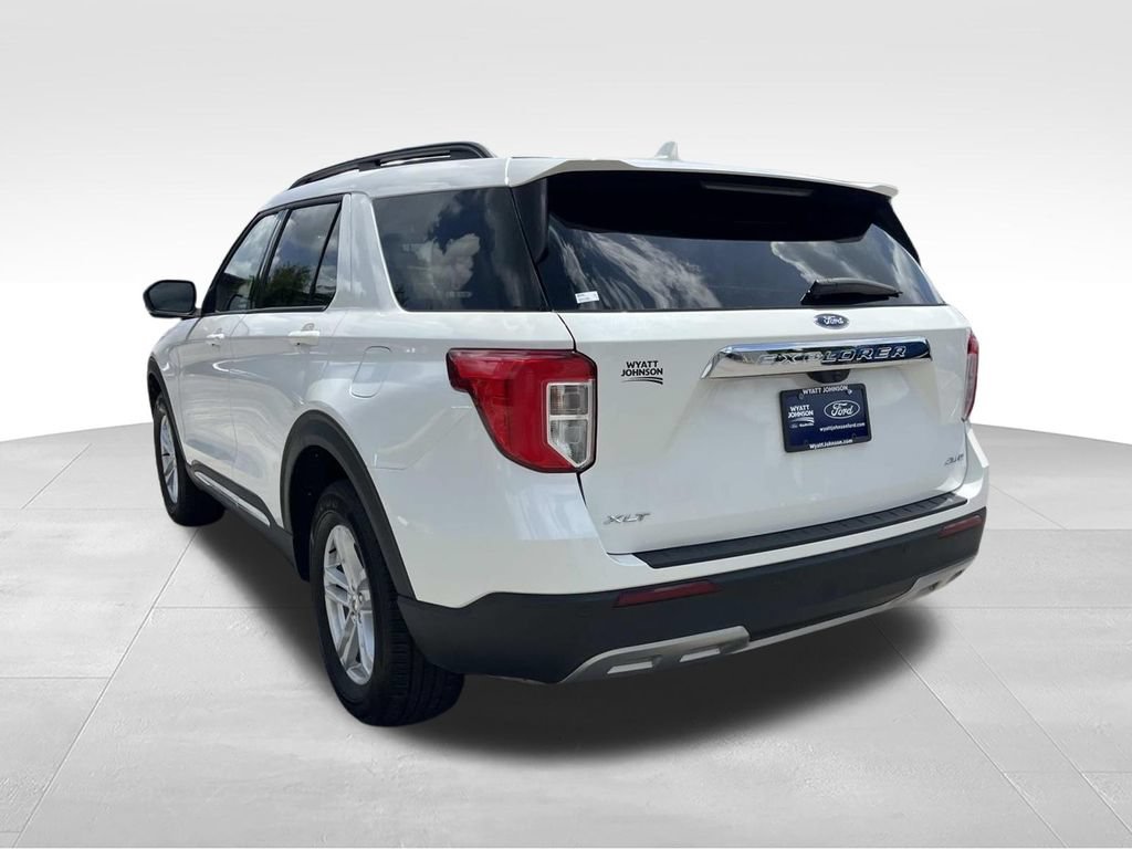 Certified 2024 Ford Explorer XLT w/ Equipment Group 202A AWD/4WD image 6
