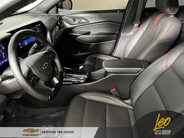 Used 2025 Chevrolet Trax RS w/ Driver Confidence Package FWD image 12