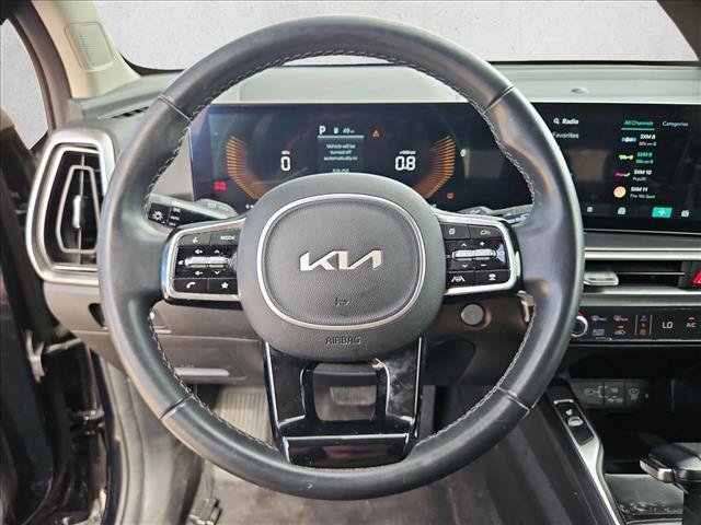 Used 2025 Kia Sorento S FWD image 13