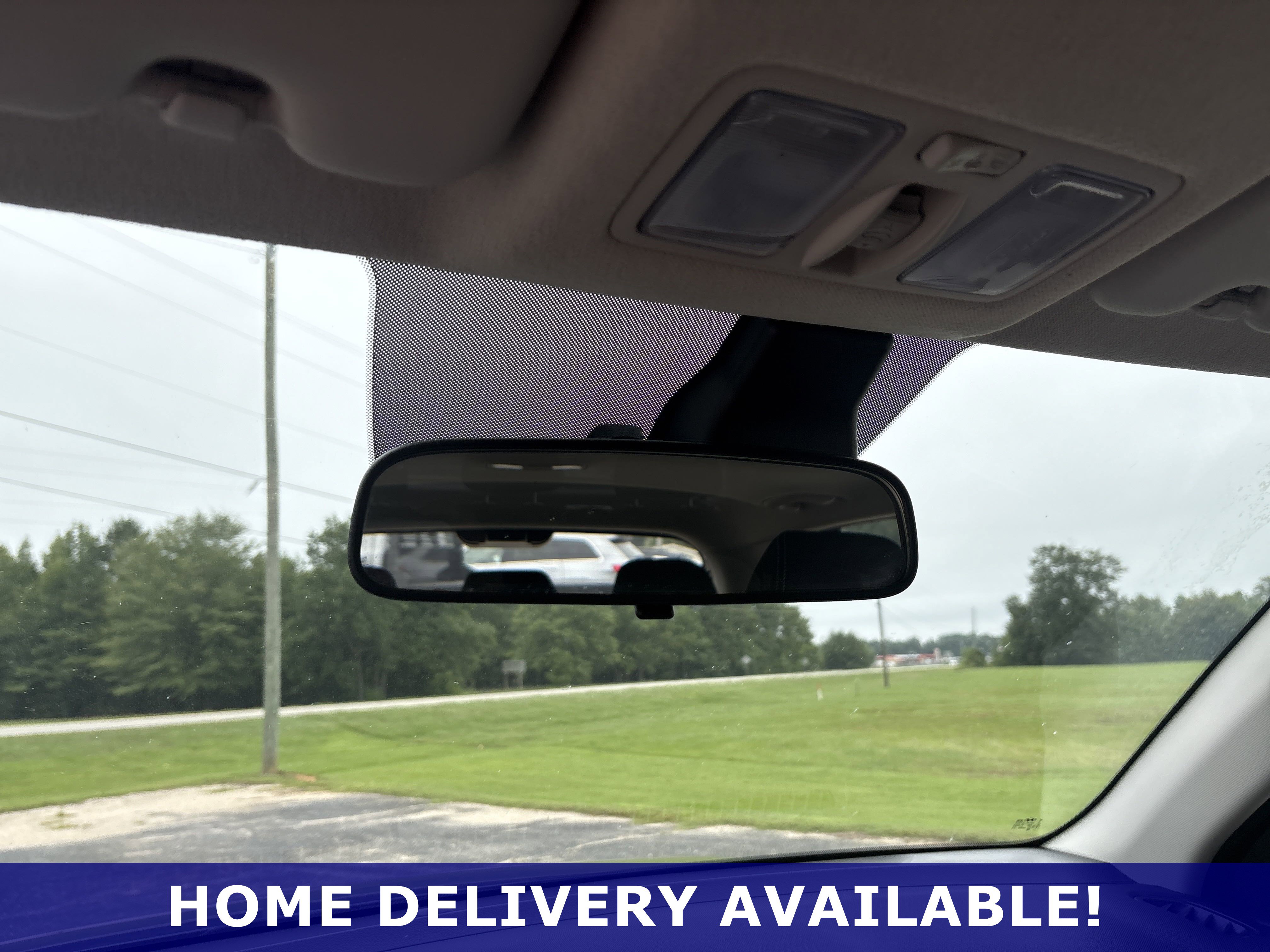 Used 2025 Hyundai Venue SEL image 16