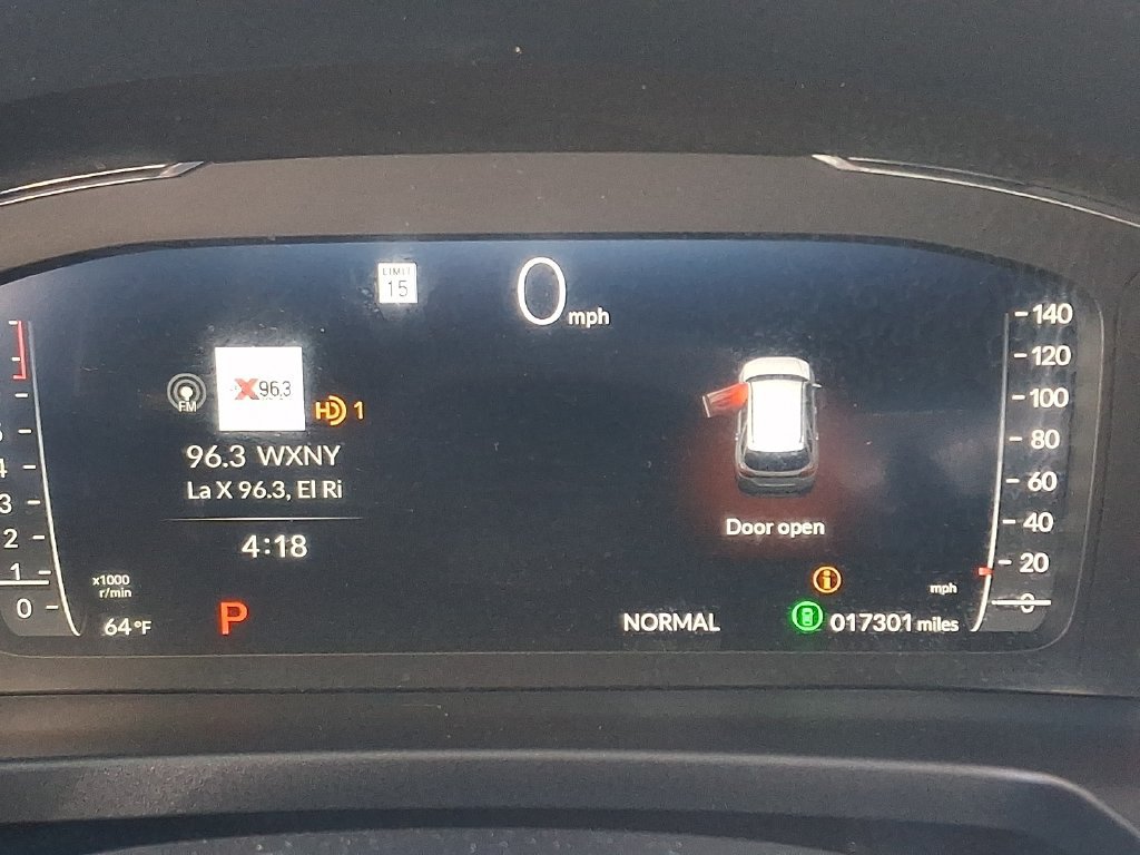 Used 2025 Honda Pilot Elite image 22