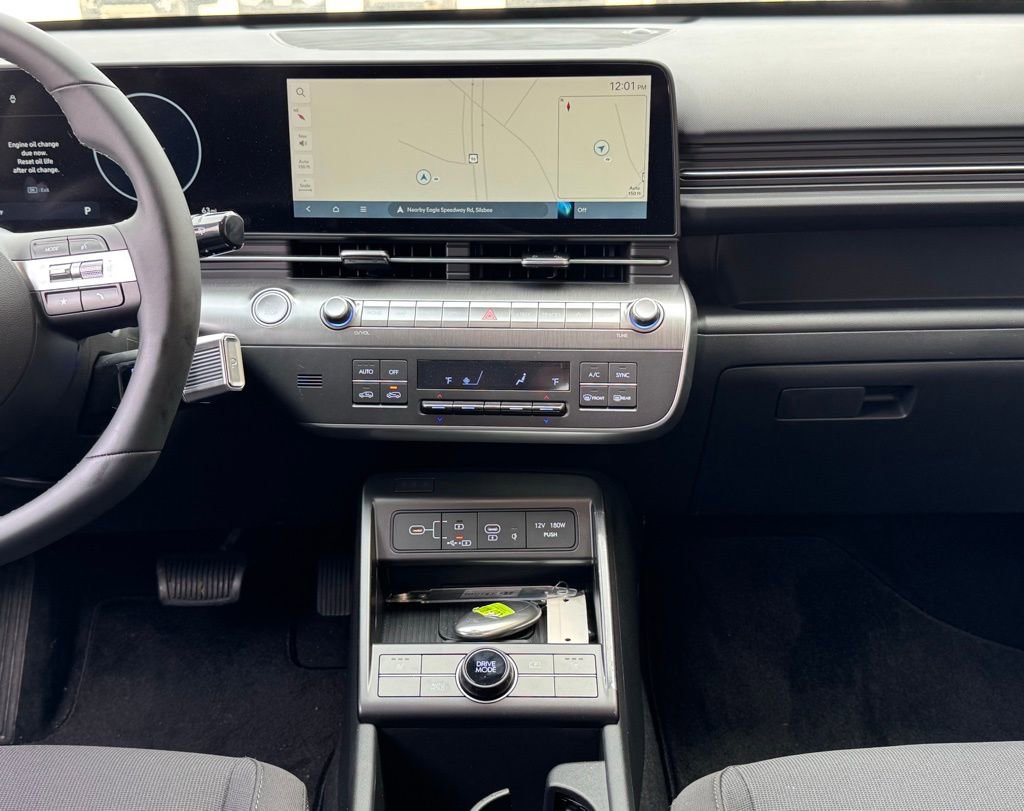 New 2024 Hyundai Kona SEL w/ Convenience Package image 4