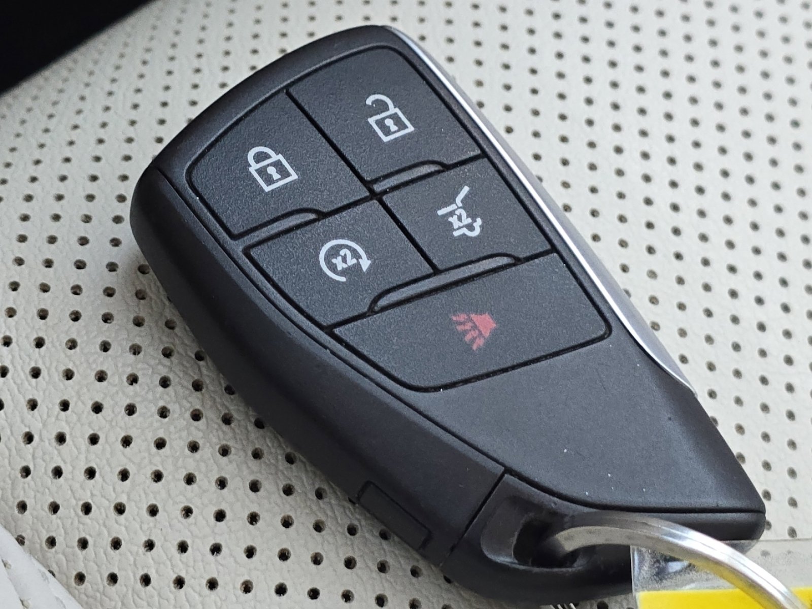 Used 2021 Buick Envision Essence image 38