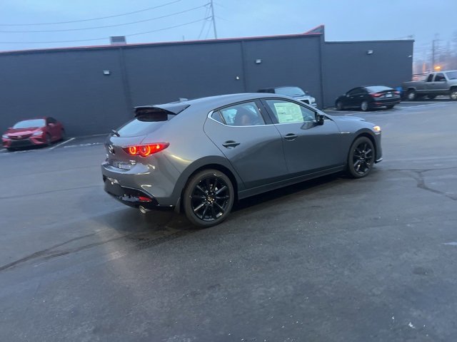 New 2026 MAZDA MAZDA3 Hatchback w/Premium Plus Pkg image 9