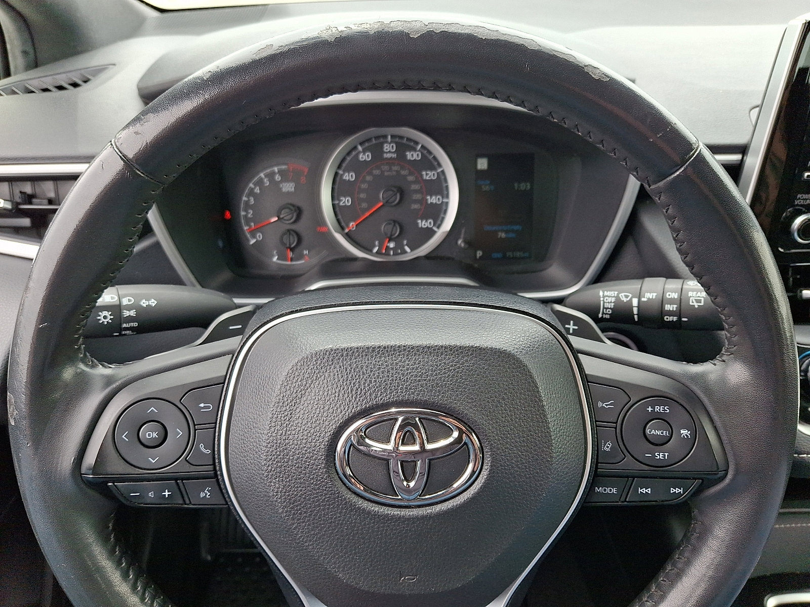 Used 2020 Toyota Corolla SE FWD image 19