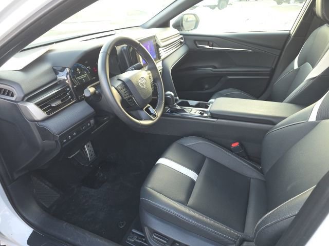 Certified 2025 Toyota Camry SE image 7