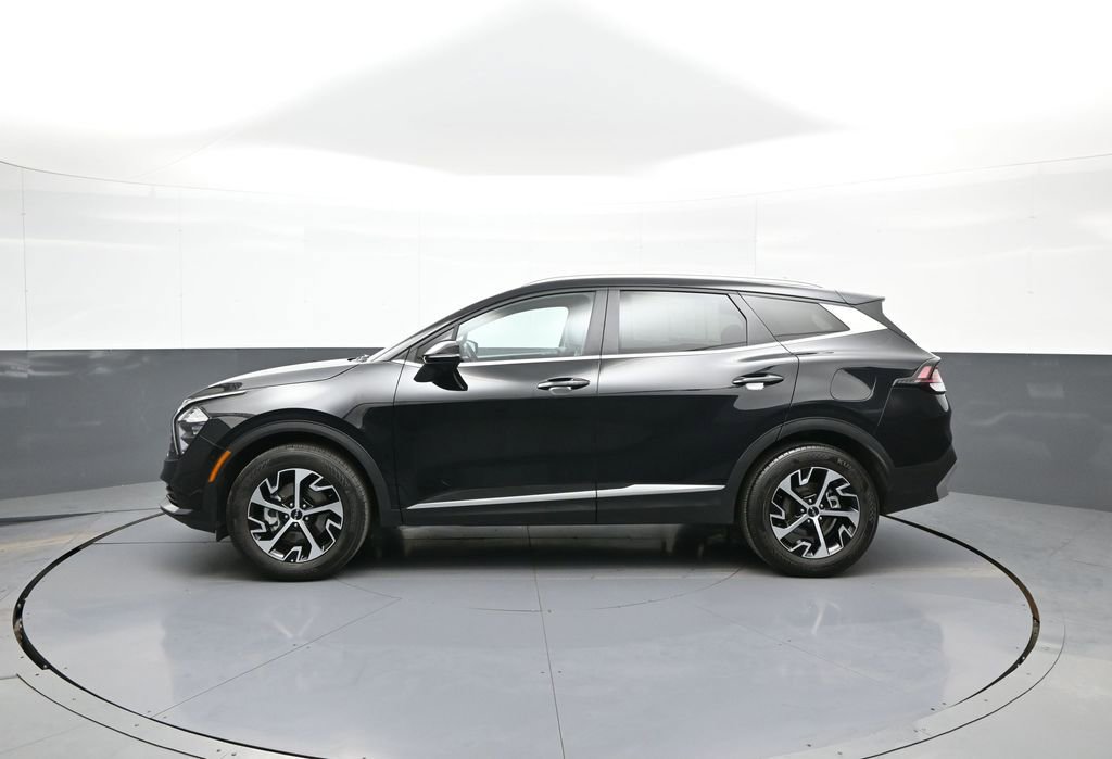 Certified 2023 Kia Sportage EX AWD/4WD image 9