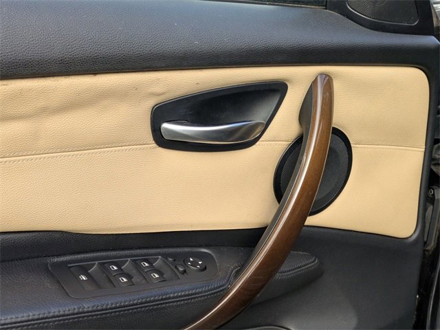 Used 2012 BMW 128i Convertible image 10