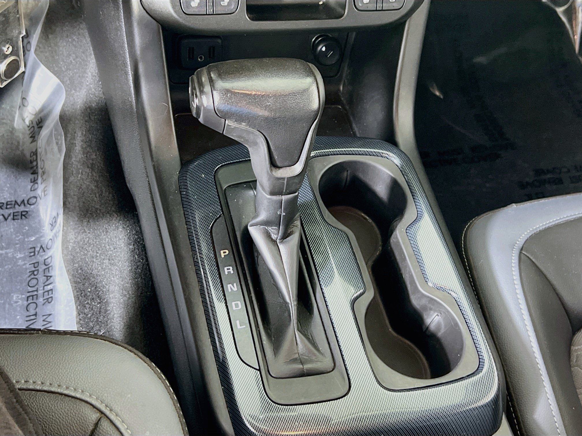 Used 2021 Chevrolet Colorado Z71 AWD/4WD image 16