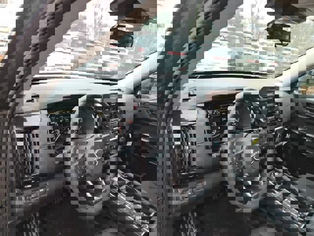 New 2025 Nissan Pathfinder SV w/ SV Premium Package image 20