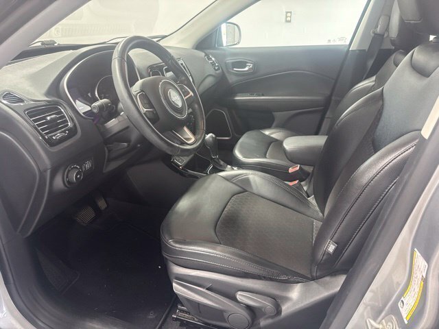 Used 2020 Jeep Compass Latitude FWD image 12