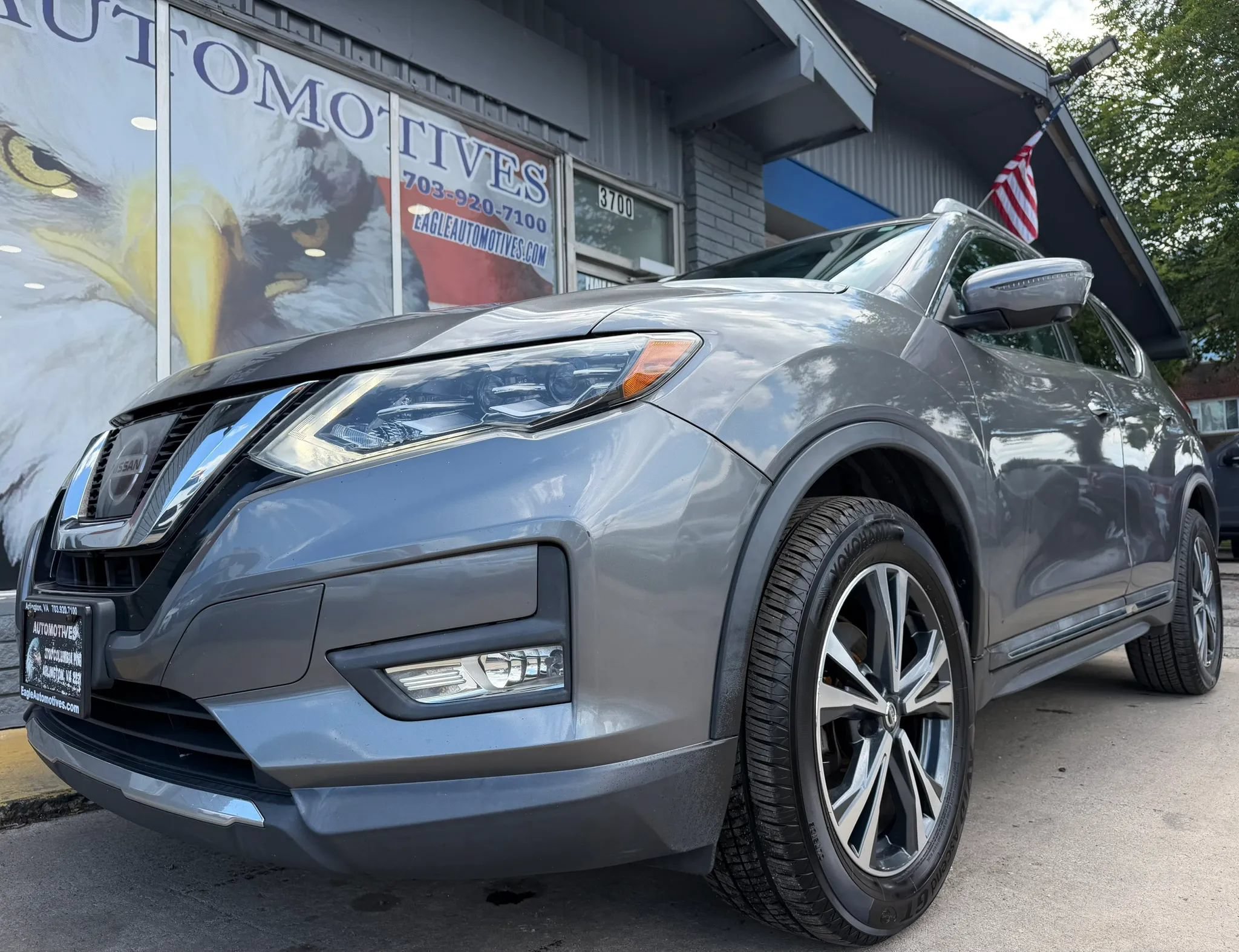 Used 2017 Nissan Rogue SL w/ SL Premium Package AWD/4WD image 5