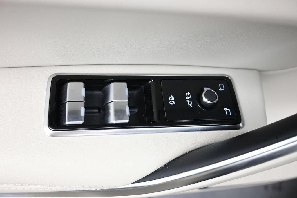 Certified 2023 Jaguar F-PACE S AWD/4WD image 22