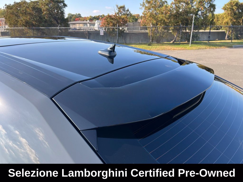 Used 2025 Lamborghini Urus SE AWD/4WD image 18