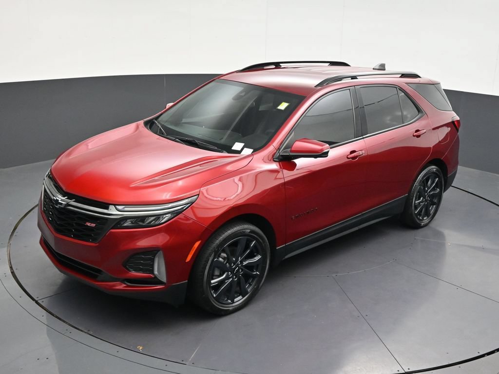 Used 2023 Chevrolet Equinox RS w/ RS Leather Package FWD image 17