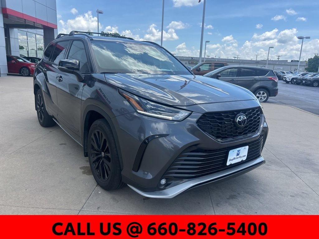 Certified 2025 Toyota Highlander XSE AWD/4WD image 4