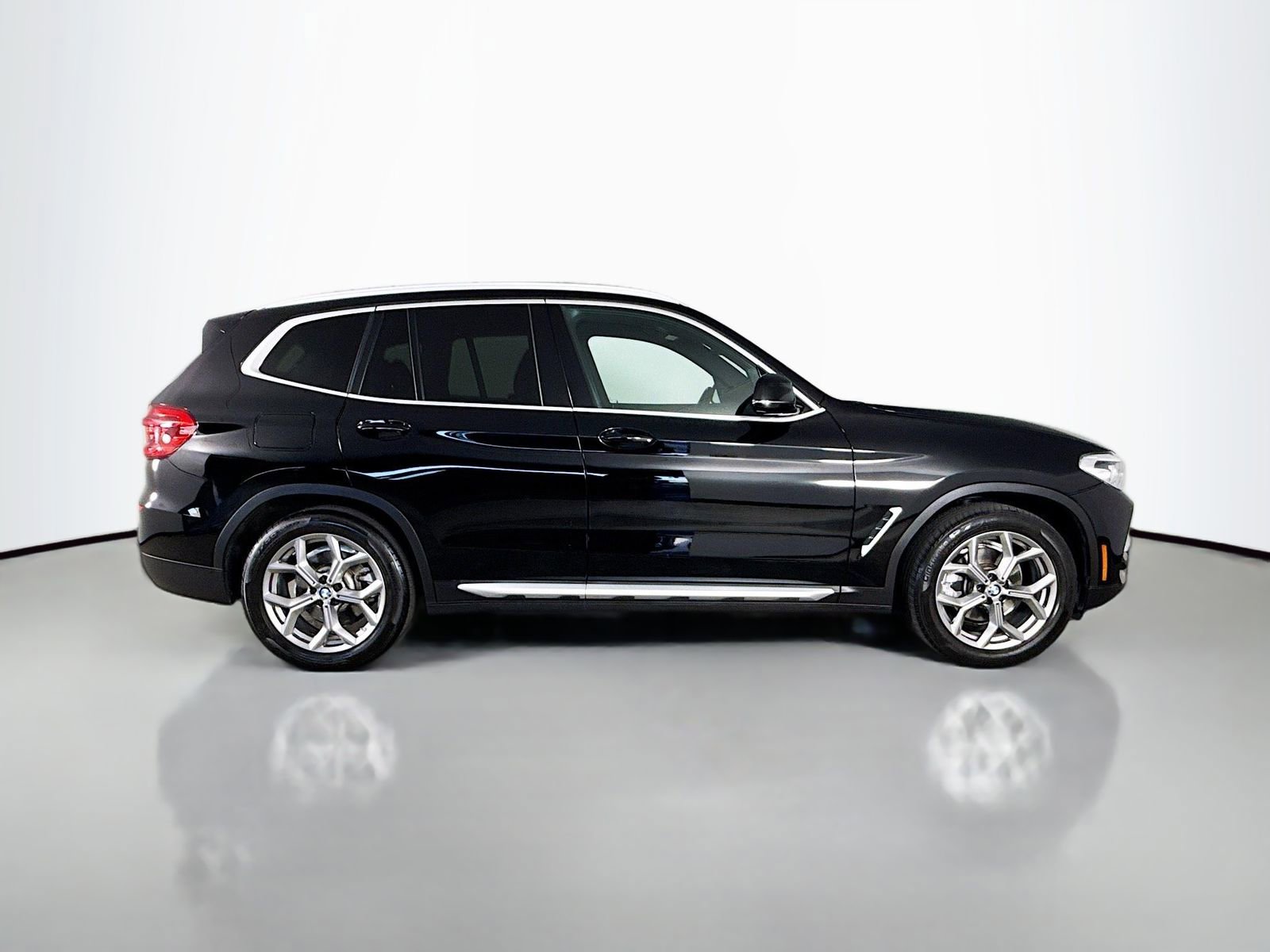 Certified 2021 BMW X3 xDrive30i w/ Convenience Package image 8
