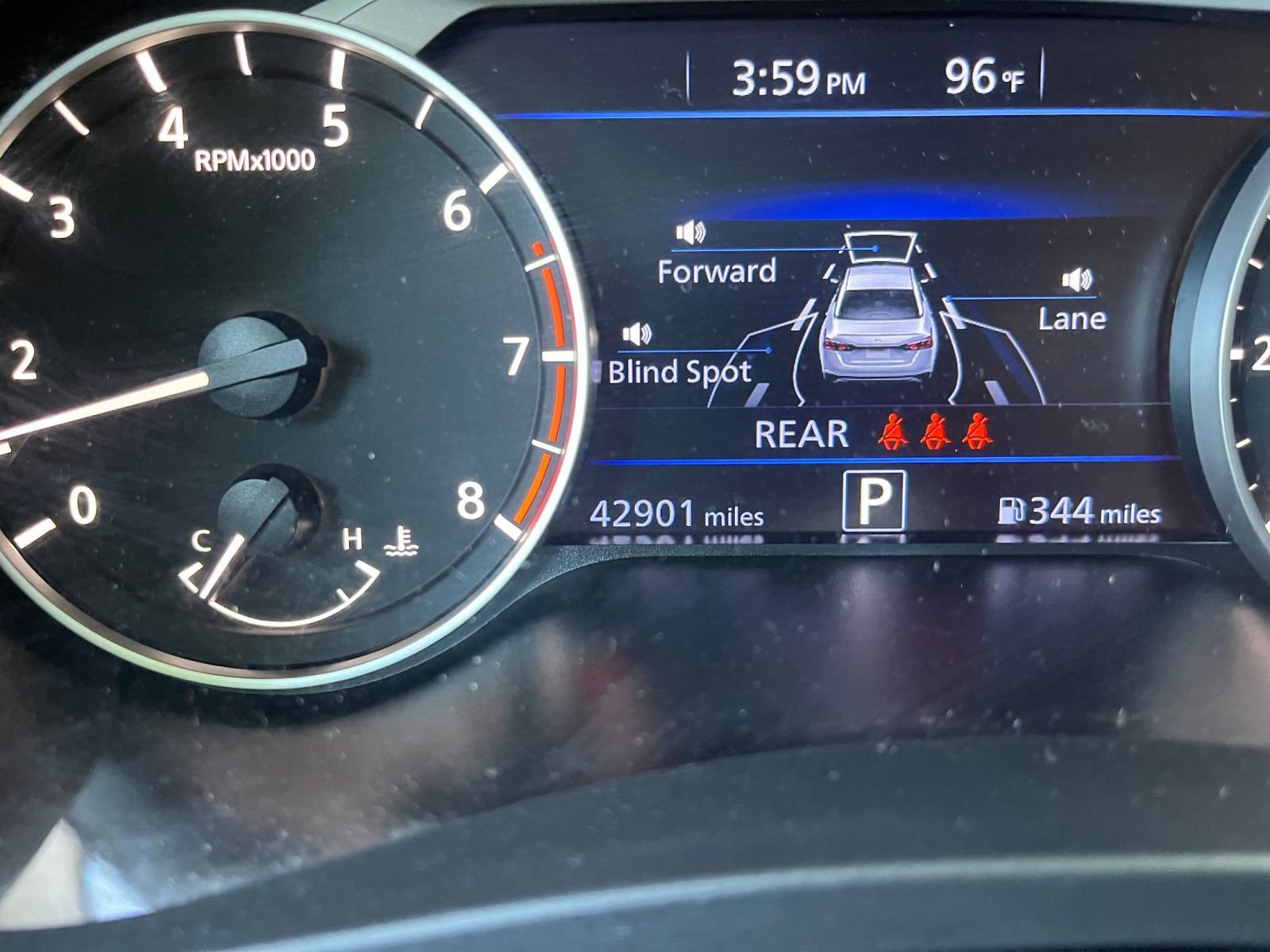 Used 2025 Nissan Altima 2.5 SV image 39