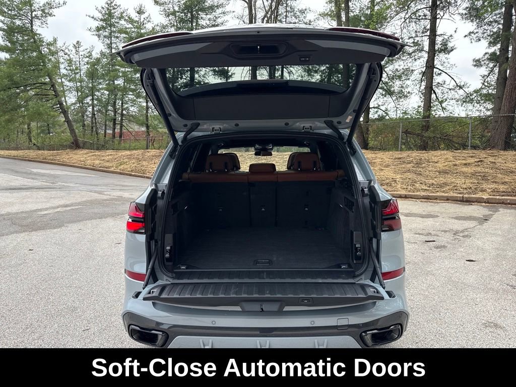 Used 2025 BMW X5 xDrive40i w/ Executive Package image 28