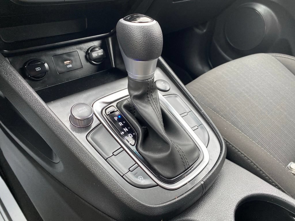 Certified 2023 Hyundai Kona SEL AWD/4WD image 19