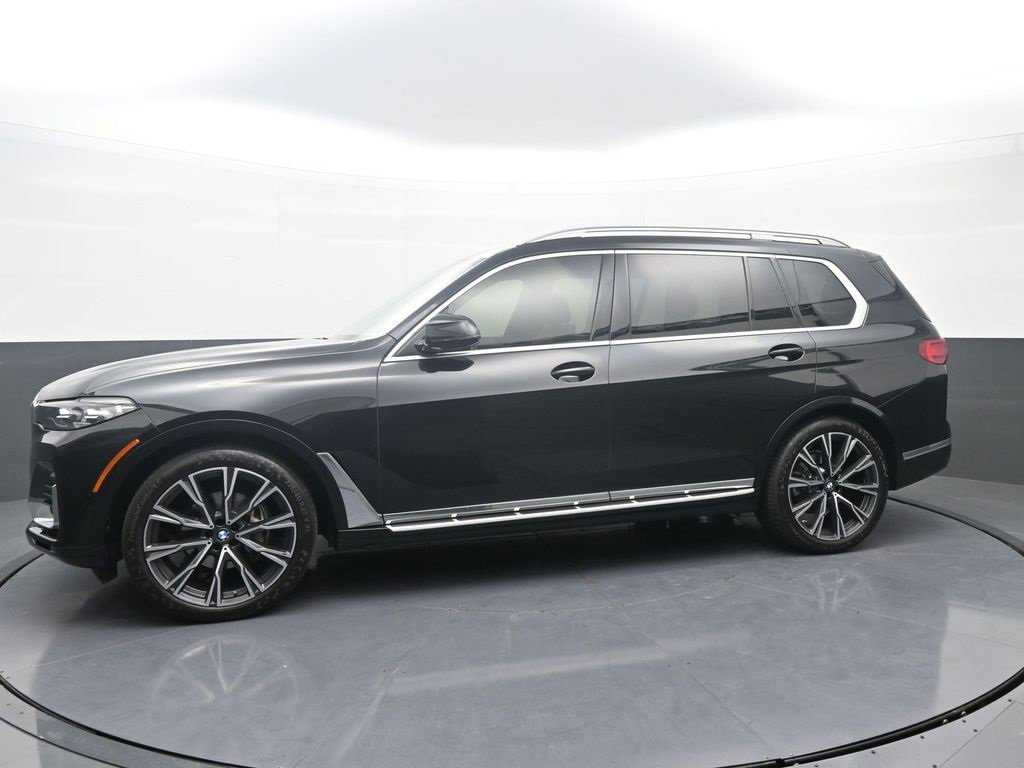 Used 2022 BMW X7 xDrive40i w/ Cold Weather Package image 4