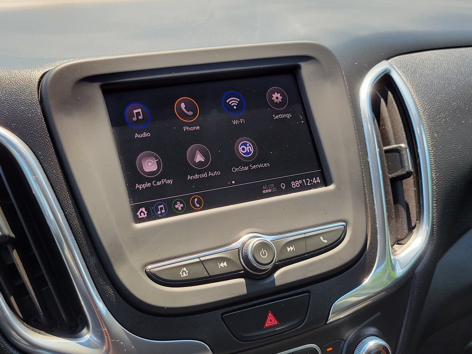 Used 2020 Chevrolet Equinox LT FWD image 20