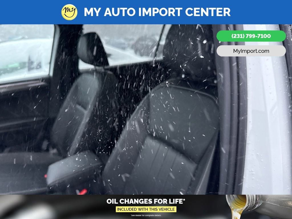 Used 2022 Volkswagen Tiguan SE R-Line image 9