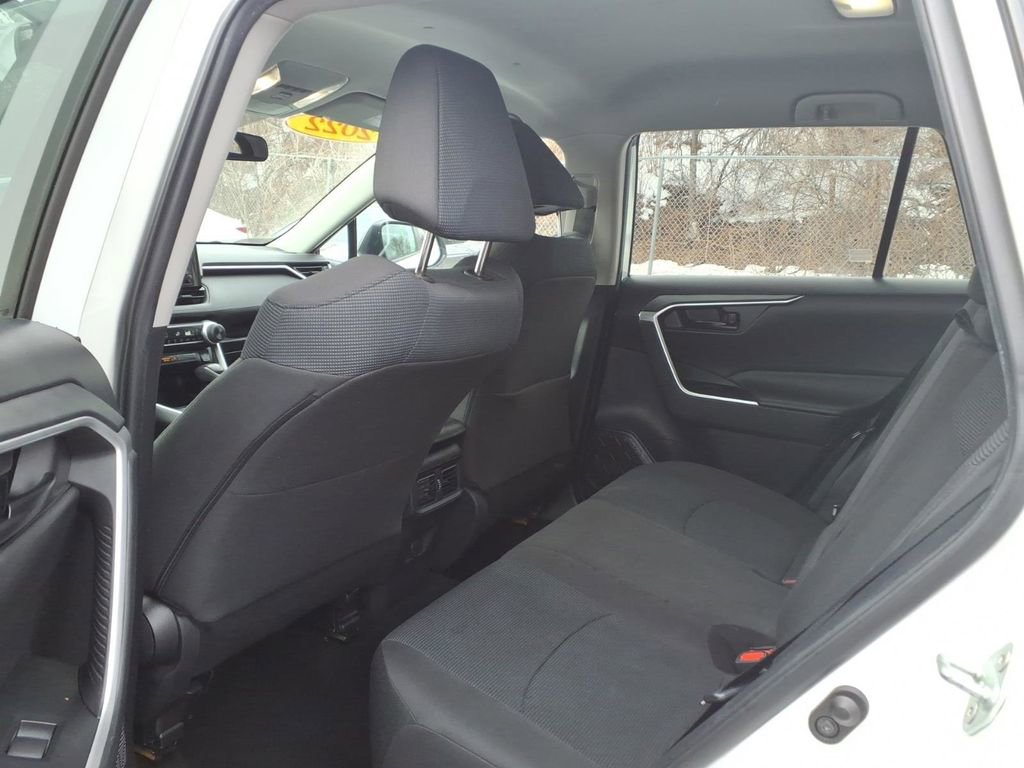 Certified 2022 Toyota RAV4 LE image 23