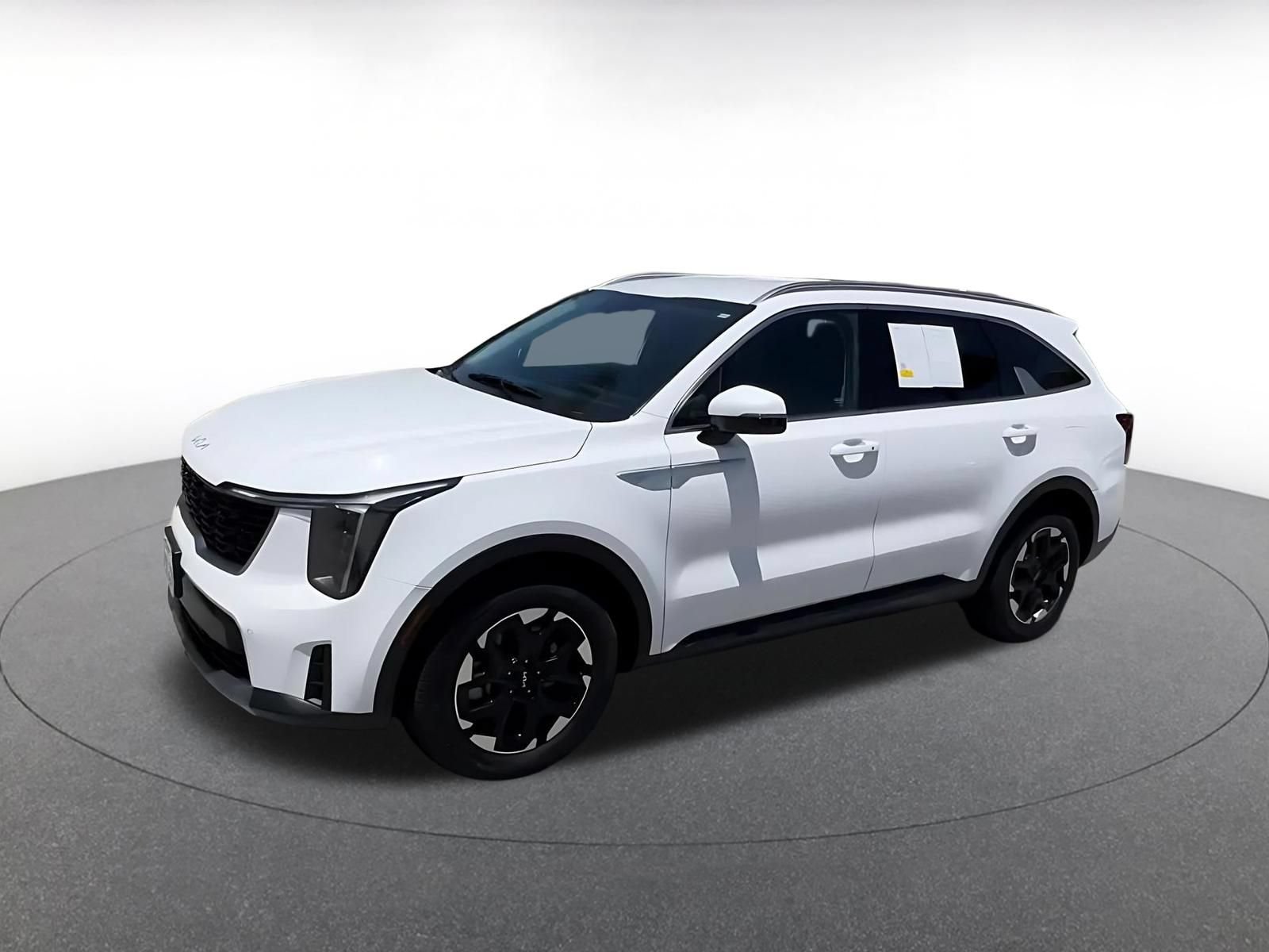 Used 2024 Kia Sorento S FWD image 7