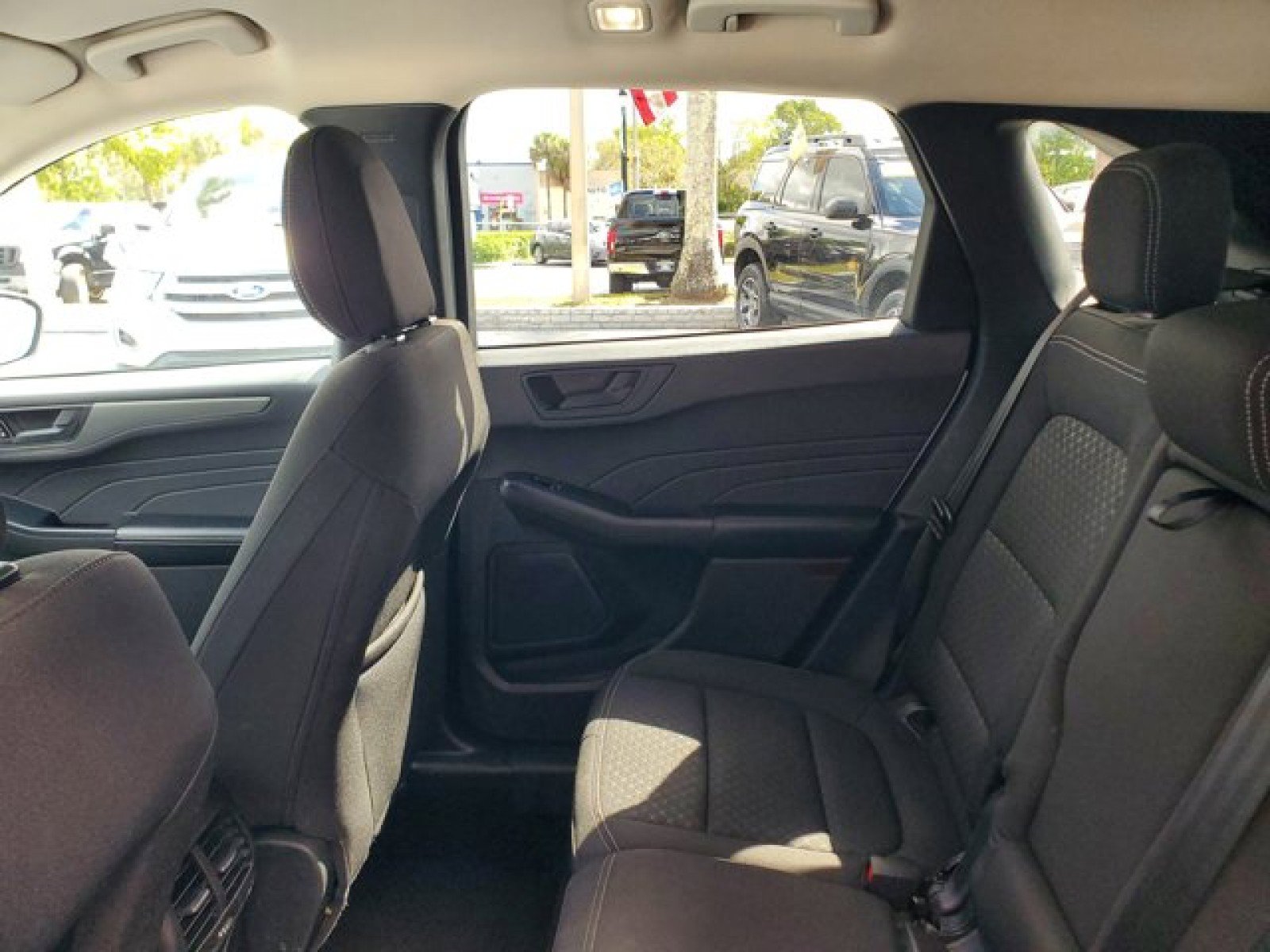 Used 2024 Ford Escape Active image 30