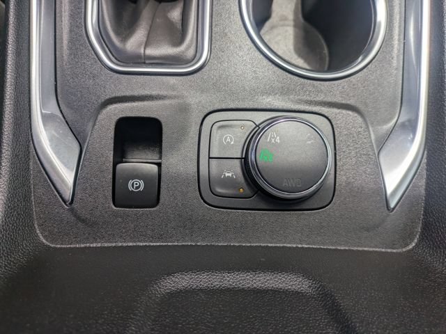 Used 2023 Chevrolet Traverse LT AWD/4WD image 35