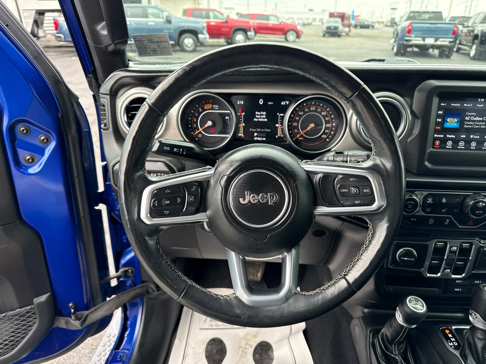 Used 2019 Jeep Wrangler Unlimited Sahara w/ Safety Group AWD/4WD image 14