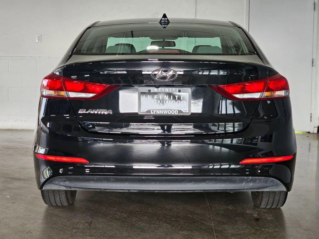 Used 2018 Hyundai Elantra SEL FWD image 5