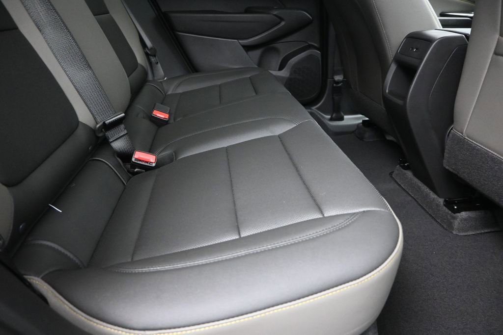 New 2026 Chevrolet Trax ACTIV w/ Driver Confidence Package FWD image 21