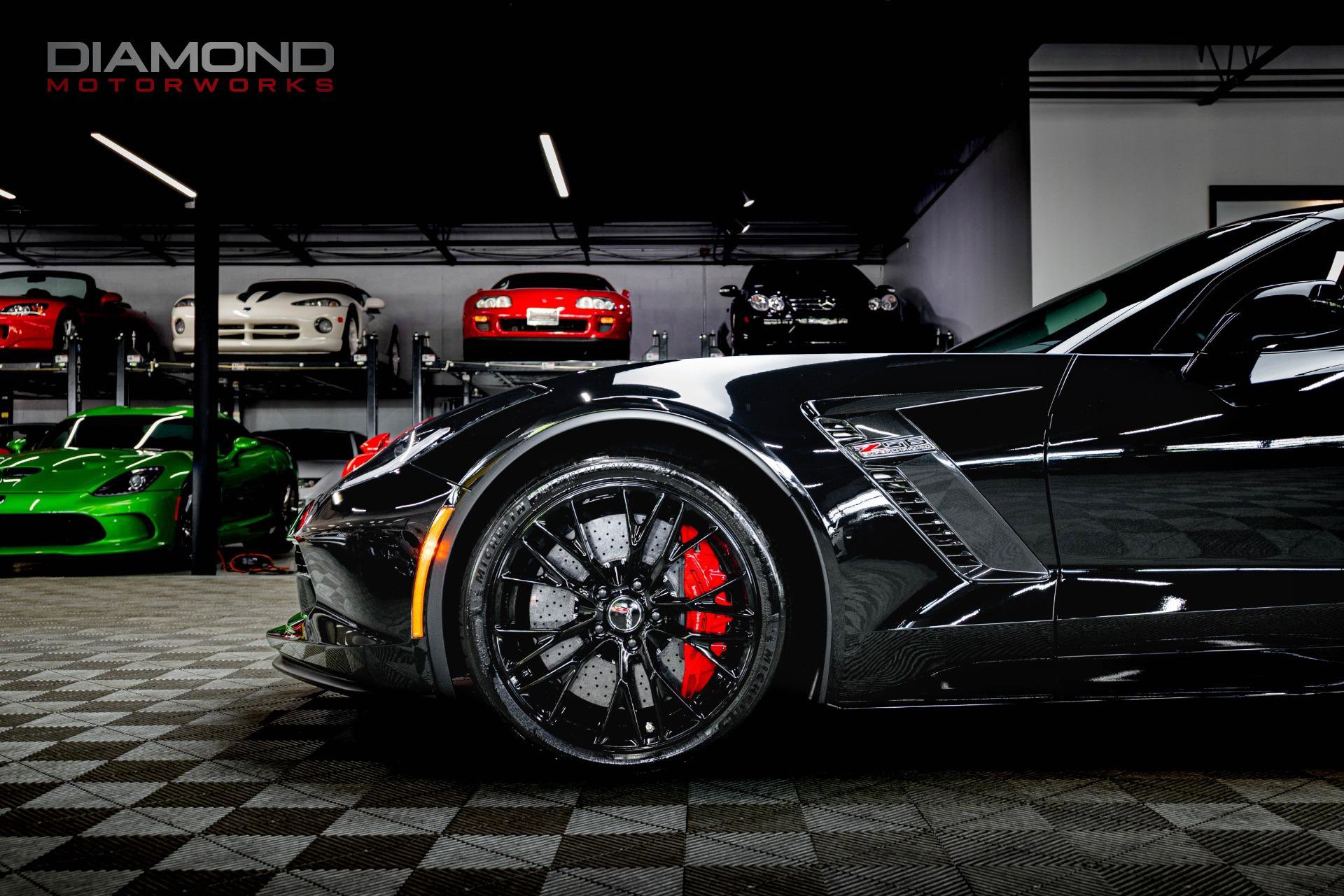 Used 2015 Chevrolet Corvette Z06 w/ 3LZ Preferred Equipment Group RWD image 8