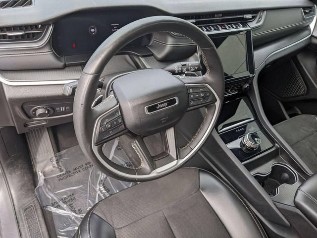 Certified 2024 Jeep Grand Cherokee Altitude AWD/4WD image 11