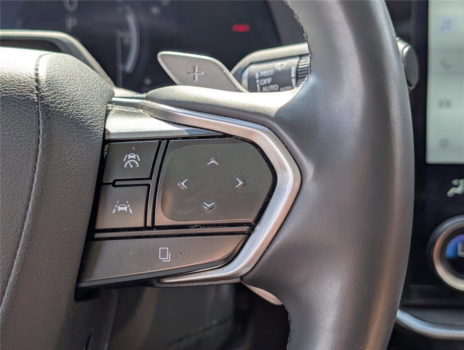 Used 2023 Lexus RZ 450e Premium w/ Accessory Package (Z1) image 25