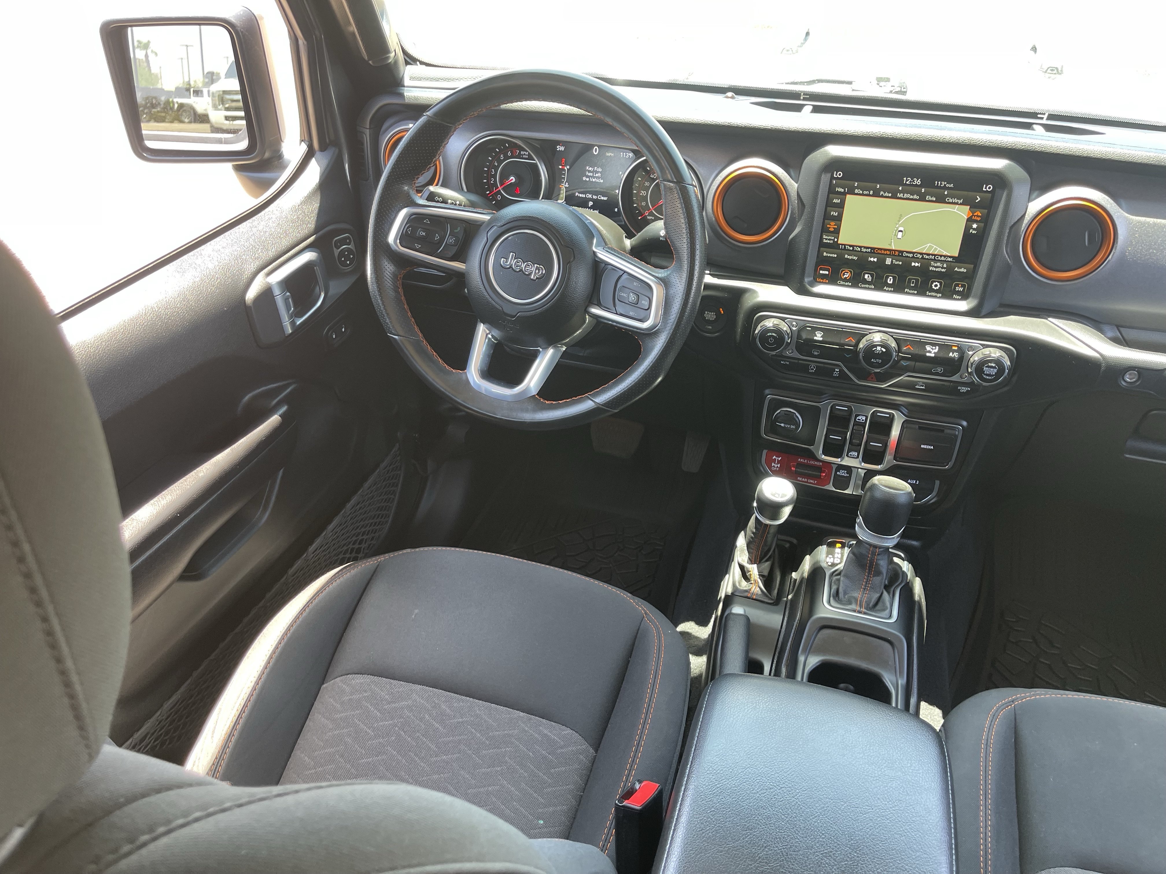 Used 2021 Jeep Gladiator Mojave AWD/4WD image 13